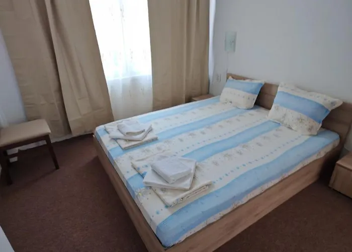 Svetla Πανσιόν