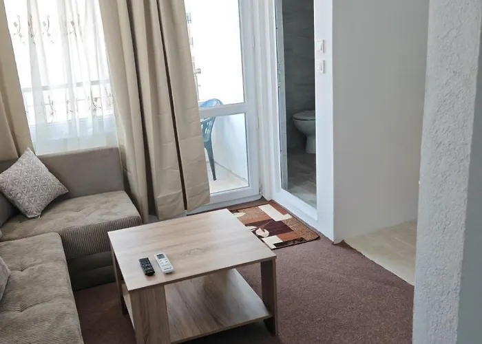 Svetla 2* Πριμόρσκο