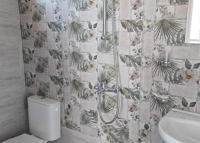 Πανσιόν Svetla 2*